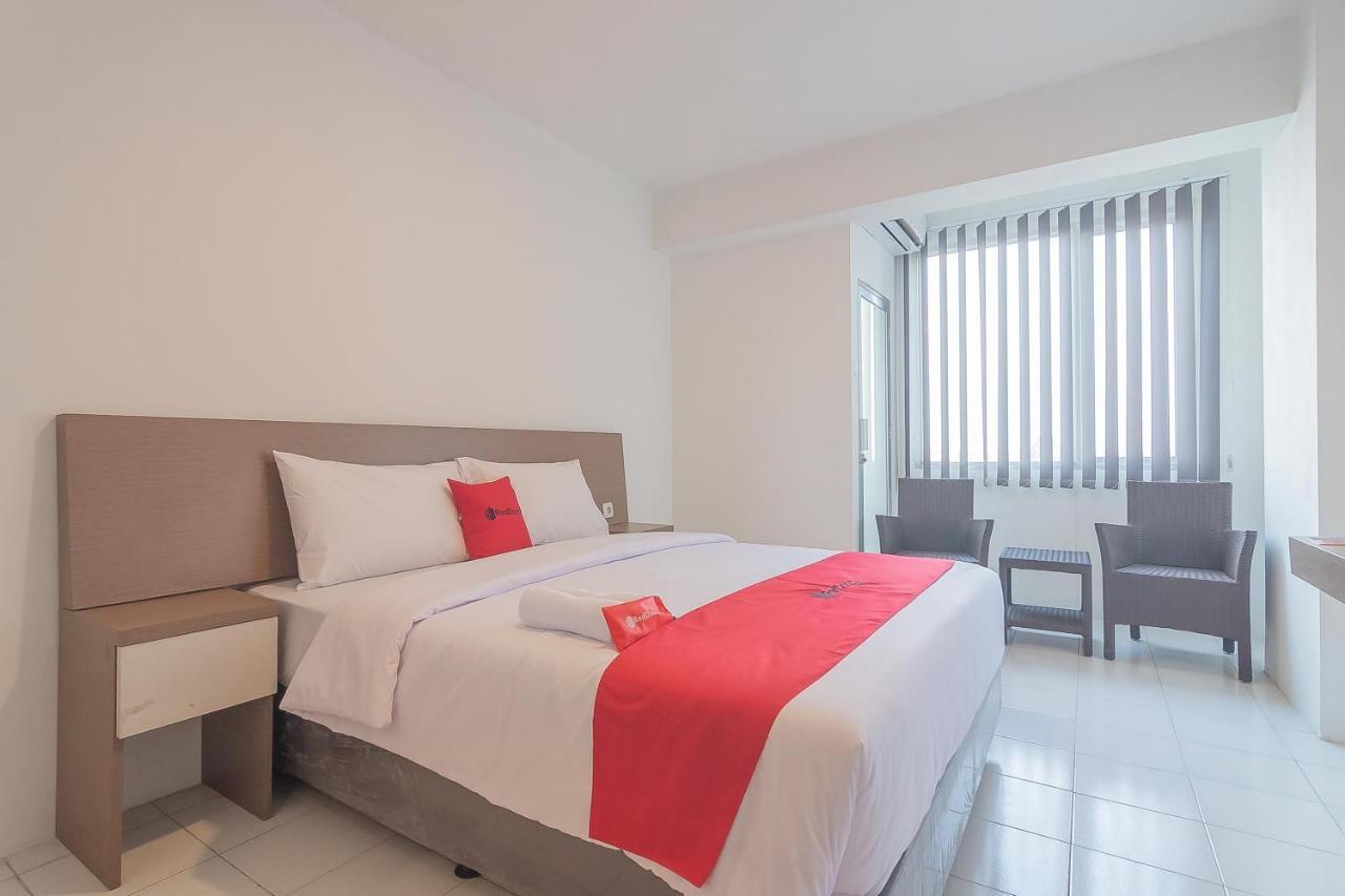 Reddoorz Apartment @ Emerald Towers Bandung Exterior photo