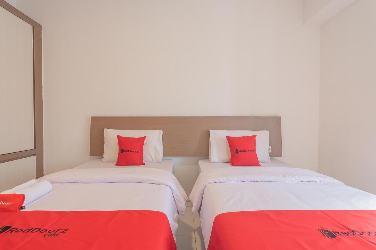 Reddoorz Apartment @ Emerald Towers Bandung Exterior photo
