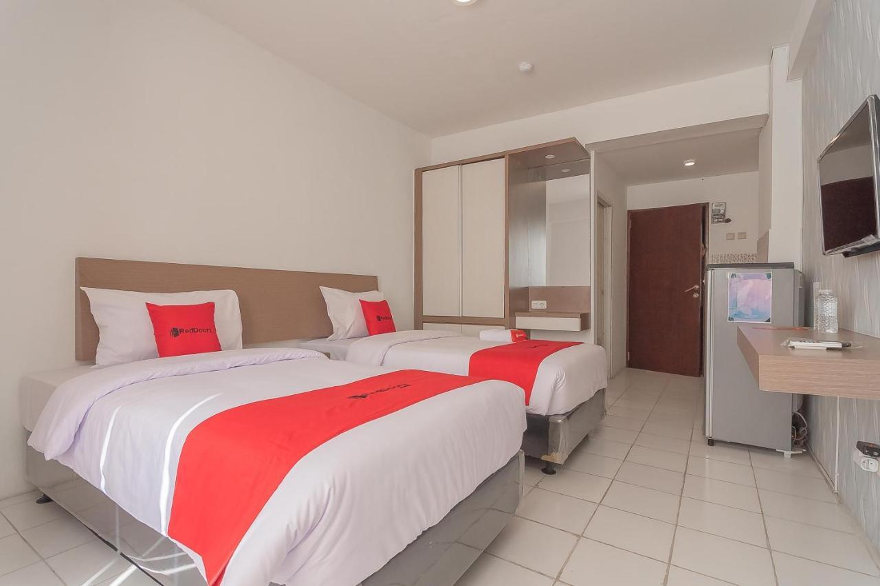 Reddoorz Apartment @ Emerald Towers Bandung Exterior photo
